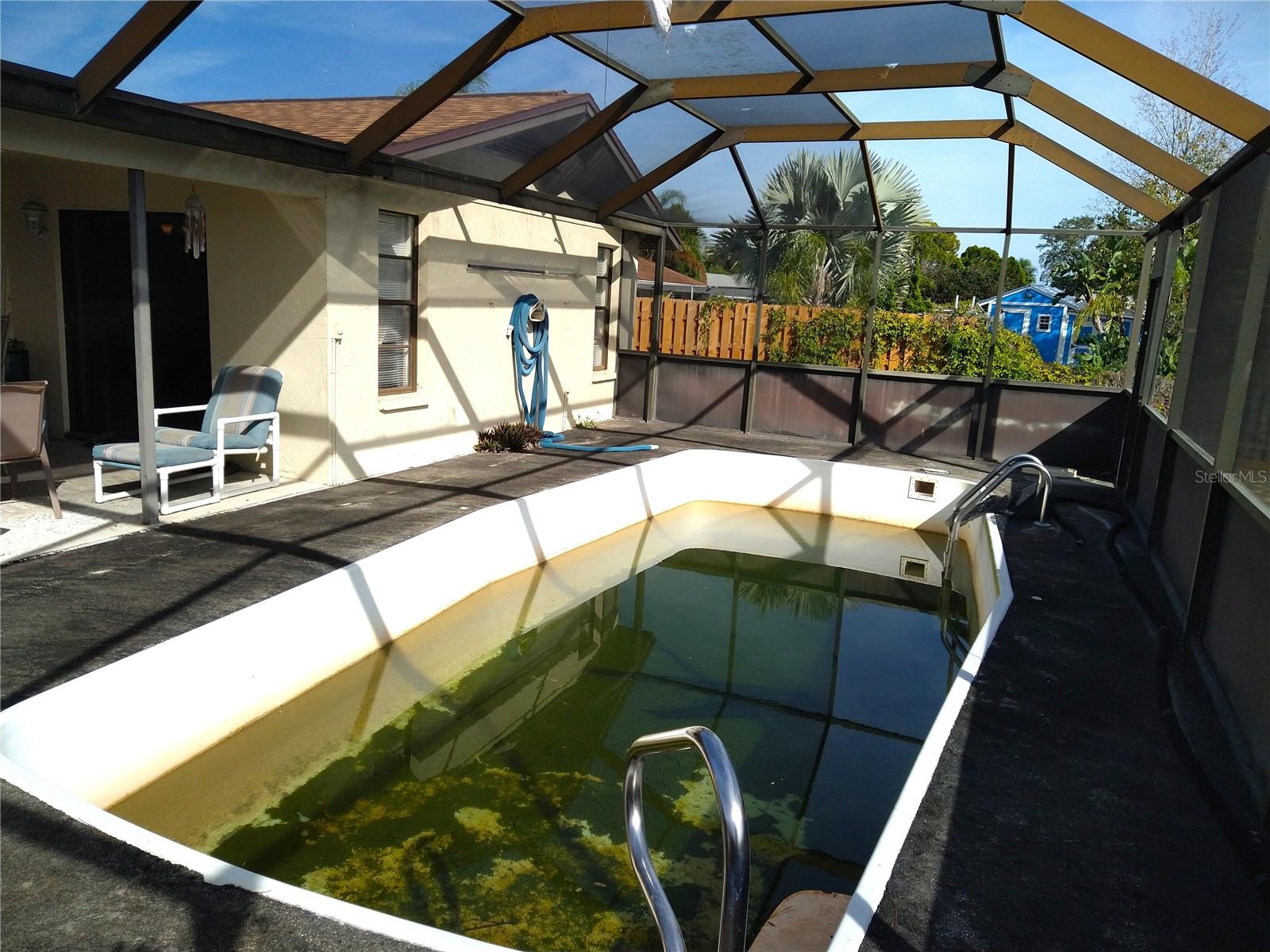 Image 23 of 27 For 8415 Briarleaf Court