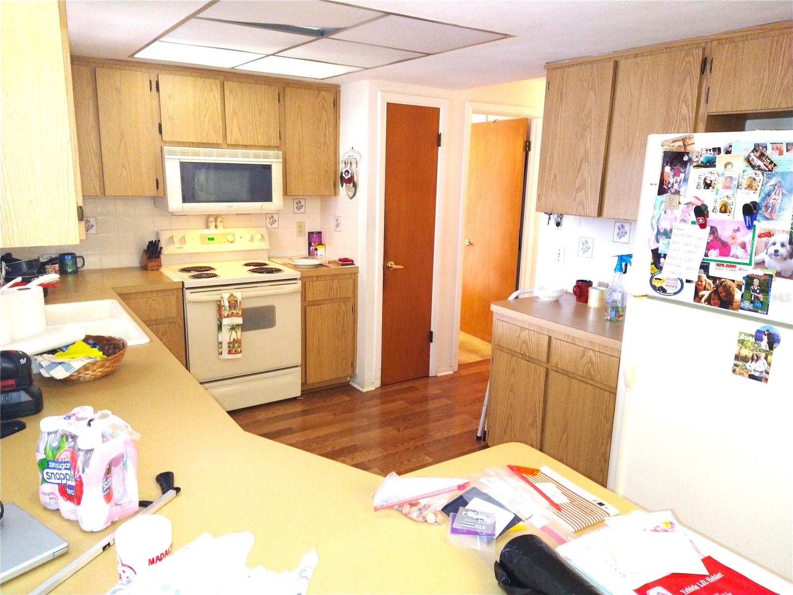 Image 9 of 27 For 8415 Briarleaf Court