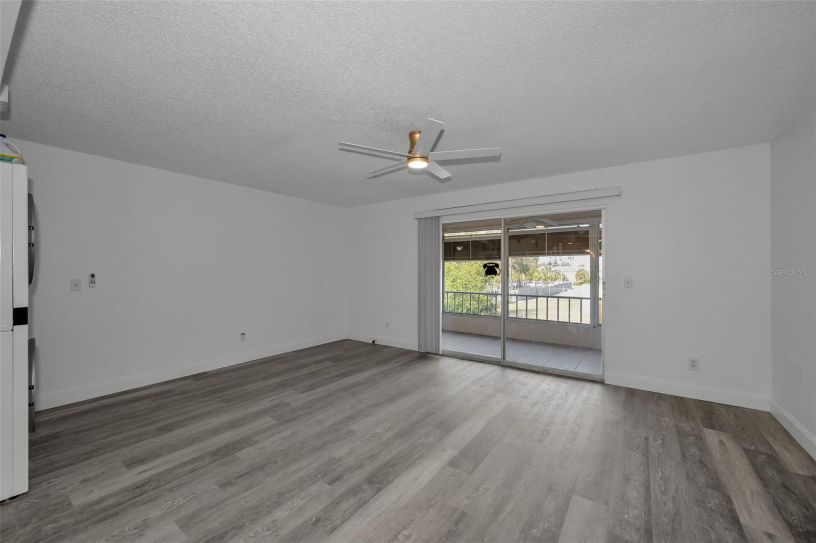 Image 12 of 27 For 3421 Tricon Lane 22