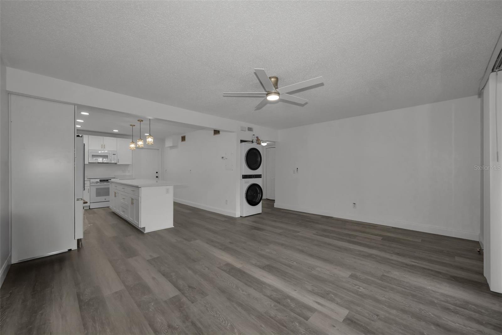 Image 15 of 27 For 3421 Tricon Lane 22