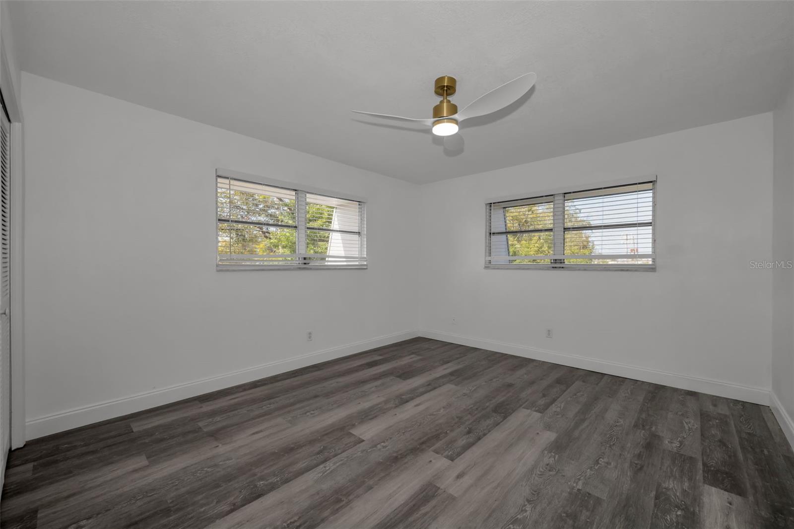 Image 17 of 27 For 3421 Tricon Lane 22