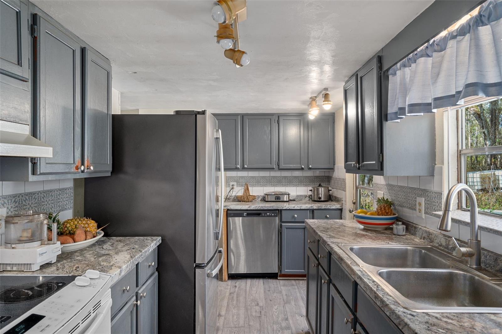 Image 12 of 56 For 22439 Bull Run Road