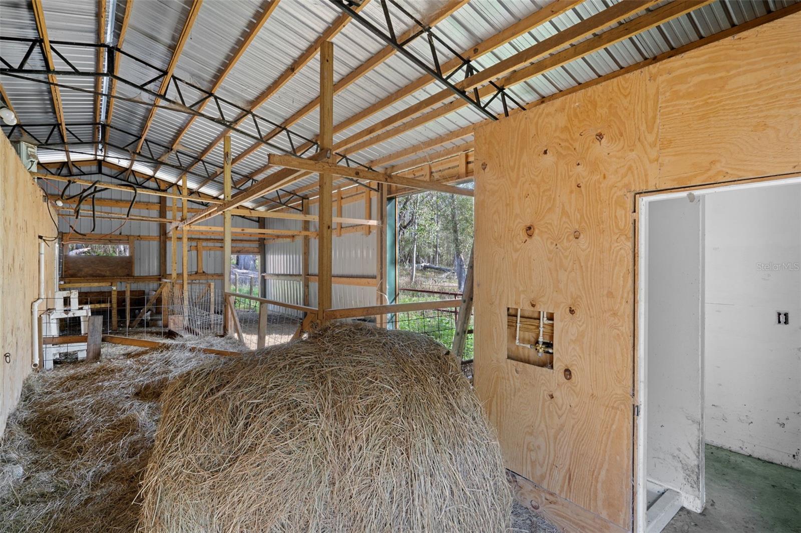 Image 34 of 56 For 22439 Bull Run Road