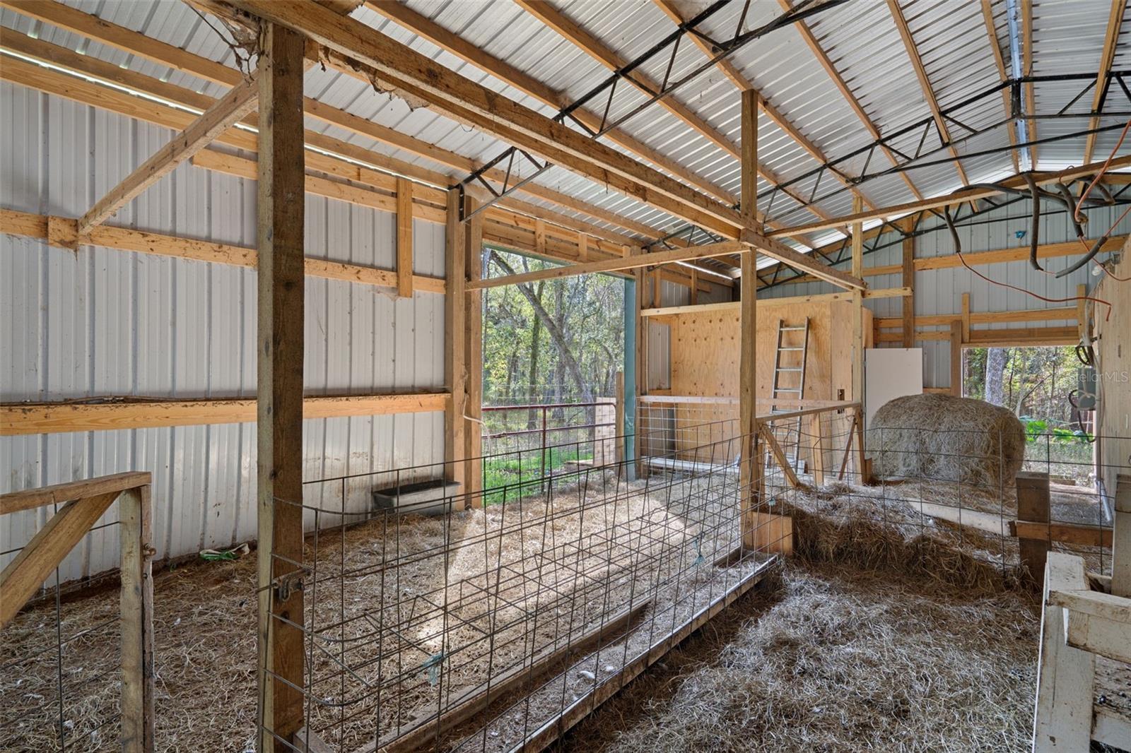 Image 39 of 56 For 22439 Bull Run Road