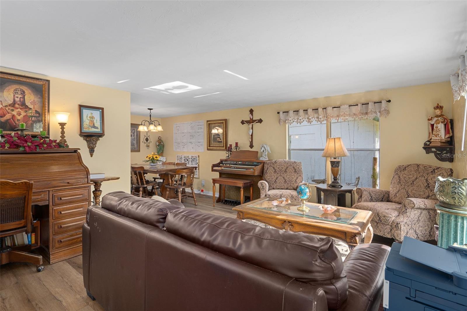 Image 7 of 56 For 22439 Bull Run Road