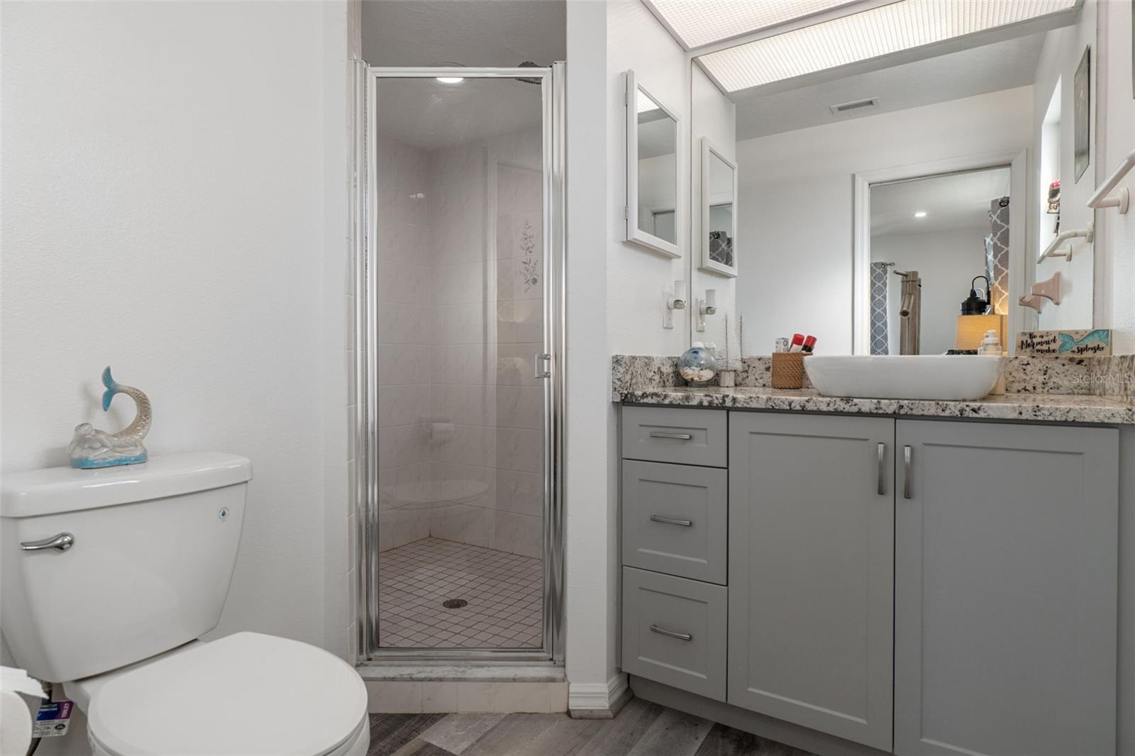 Image 20 of 58 For 4046 Casa Court