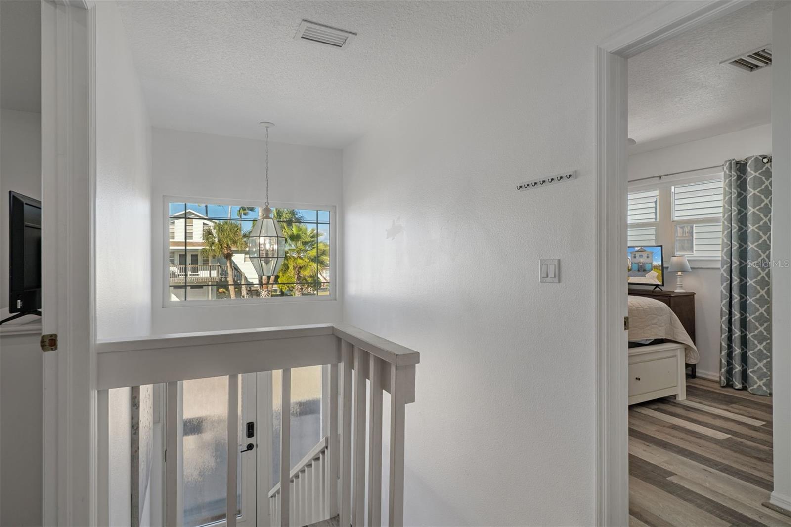 Image 22 of 58 For 4046 Casa Court