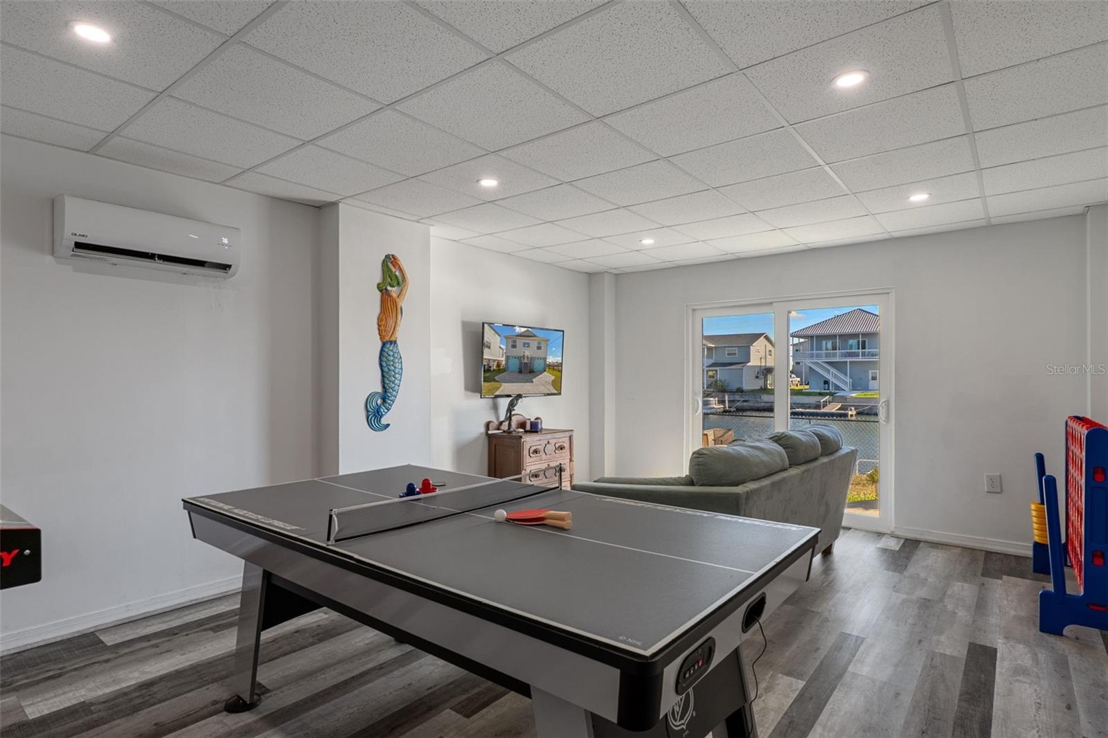 Image 30 of 58 For 4046 Casa Court