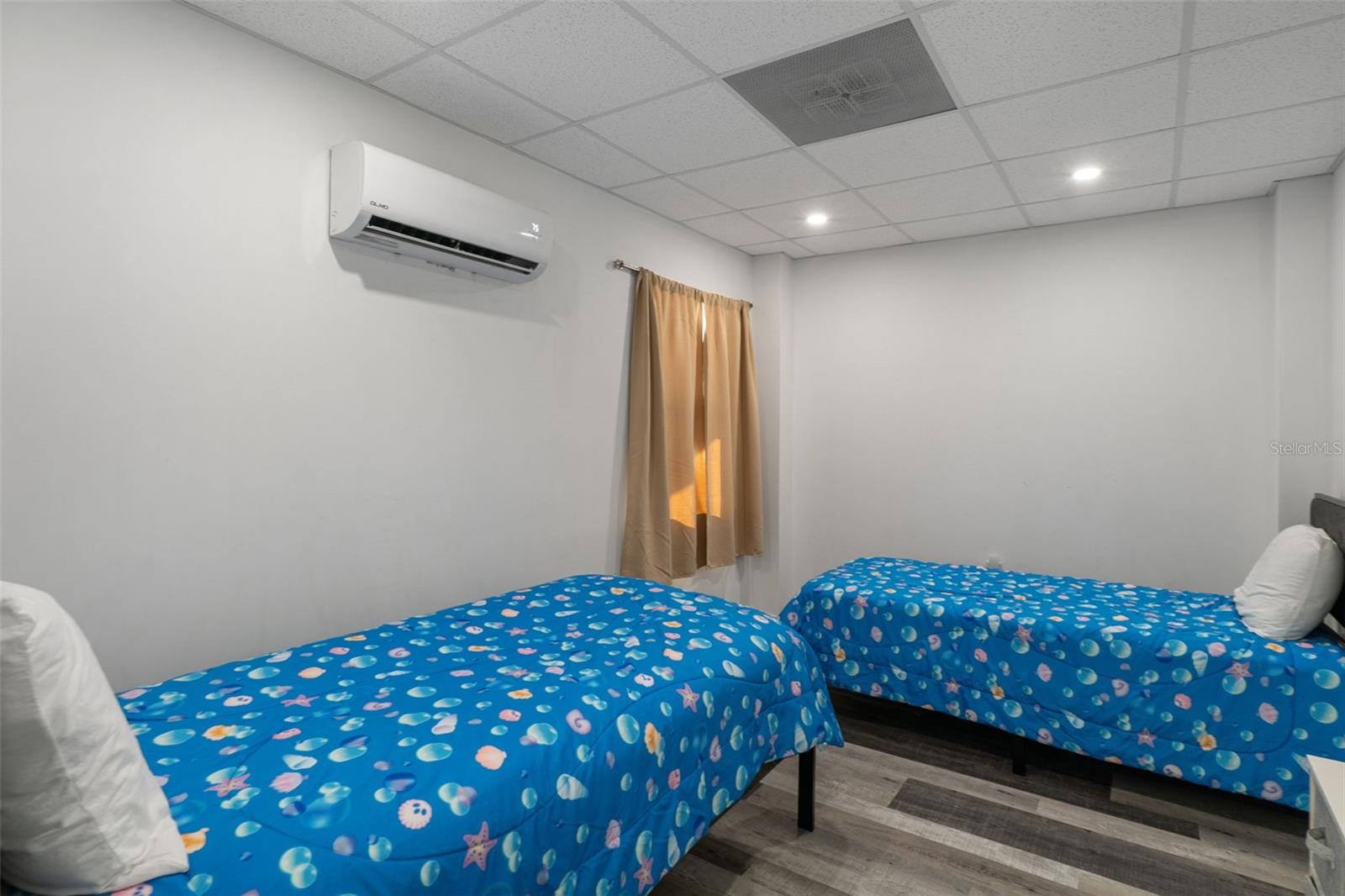 Image 36 of 58 For 4046 Casa Court