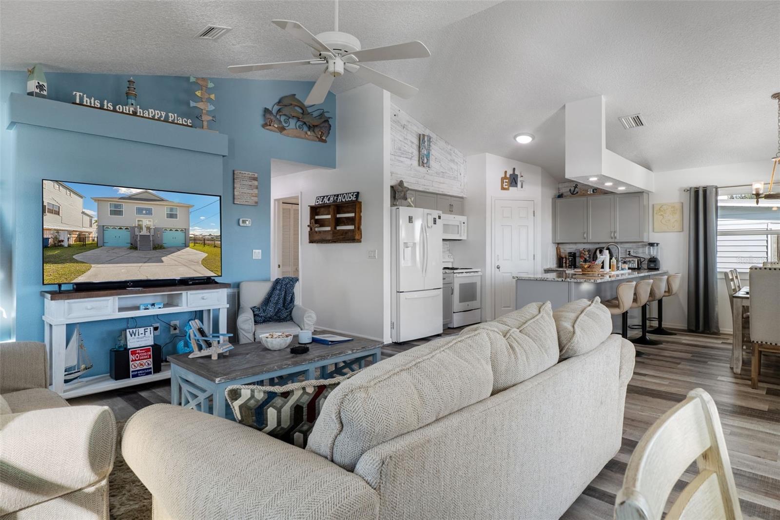 Image 9 of 58 For 4046 Casa Court