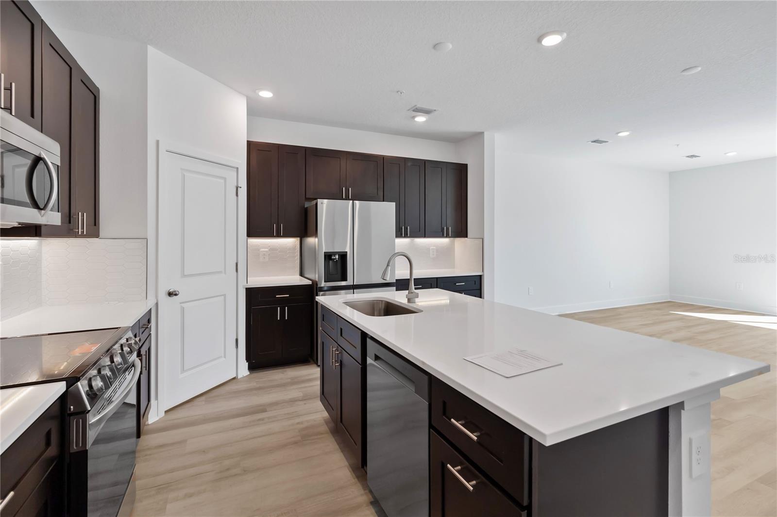 Image 5 of 14 For 2434 Magnolia Reserve Road