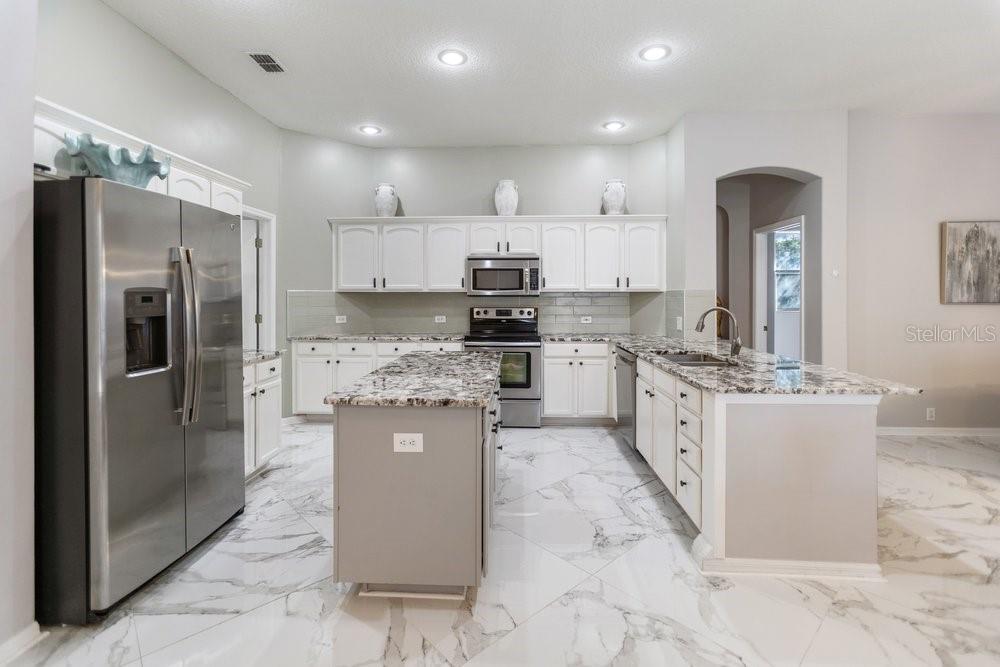 Image 16 of 46 For 9050 Callaway Drive