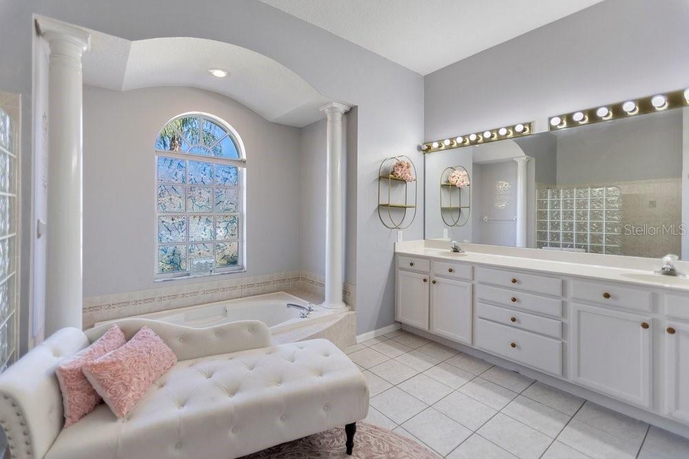 Image 28 of 46 For 9050 Callaway Drive