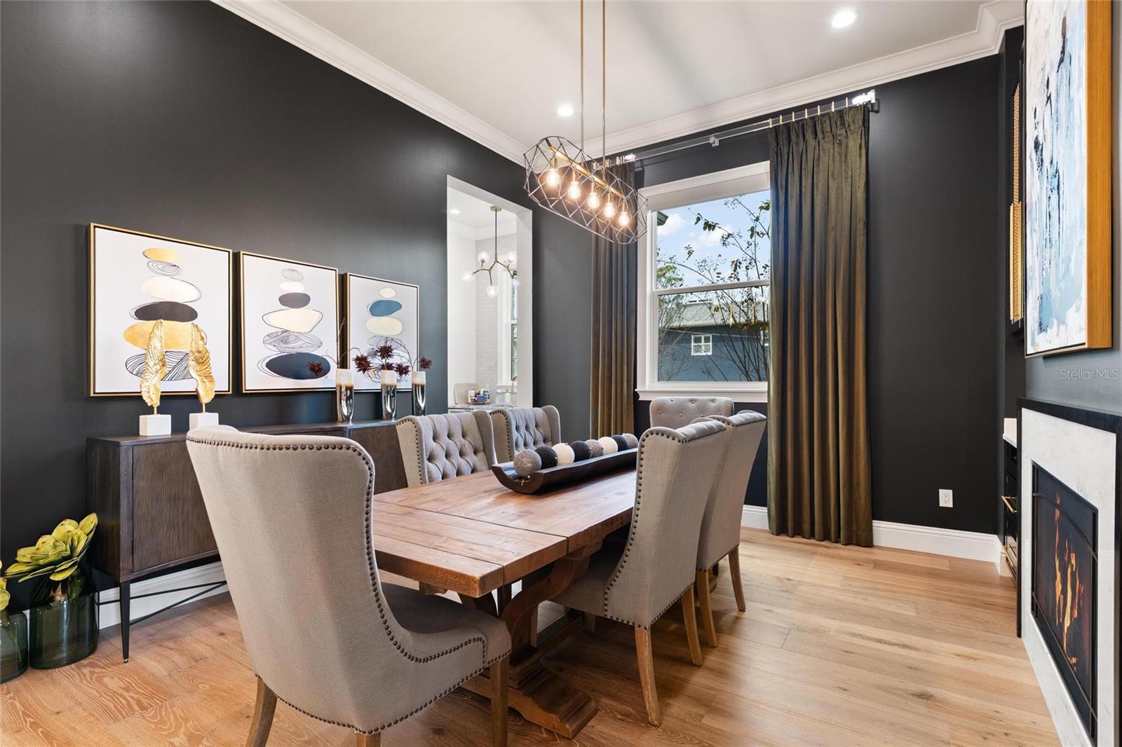 Image 23 of 82 For 732 Shore Drive E