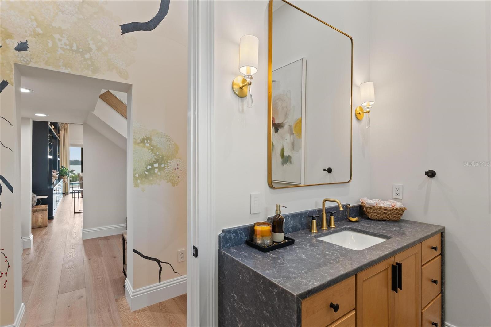 Image 45 of 82 For 732 Shore Drive E