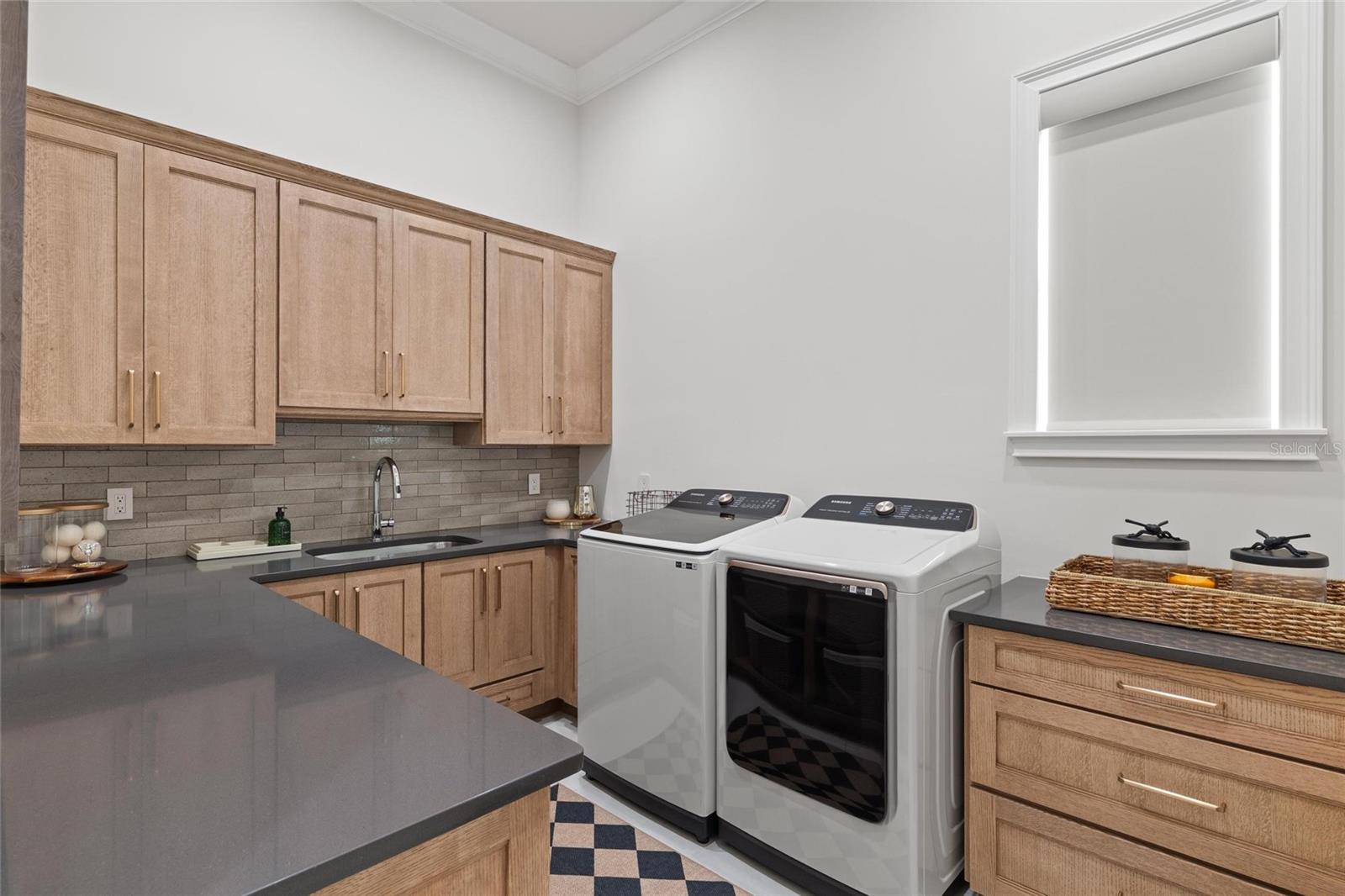 Image 58 of 82 For 732 Shore Drive E