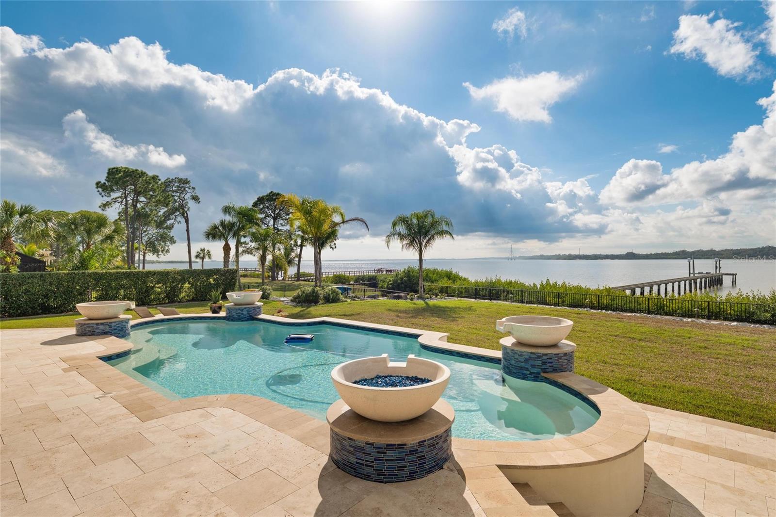 Image 72 of 82 For 732 Shore Drive E