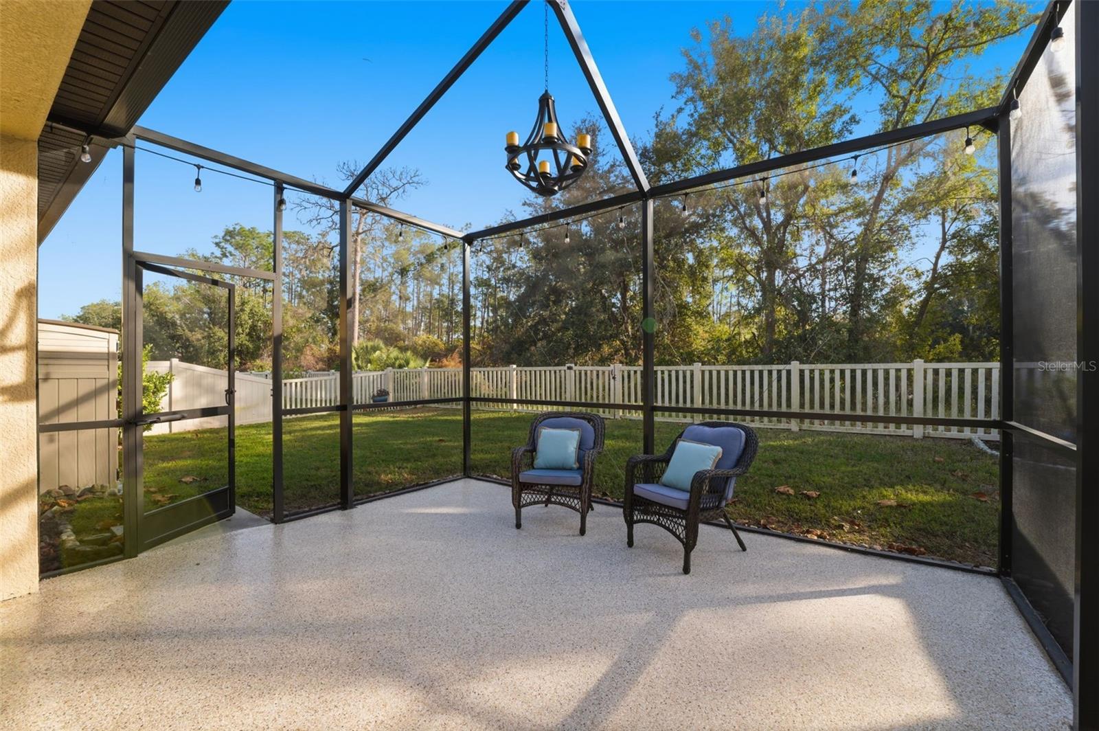 Image 17 of 24 For 8128 Sequester Loop