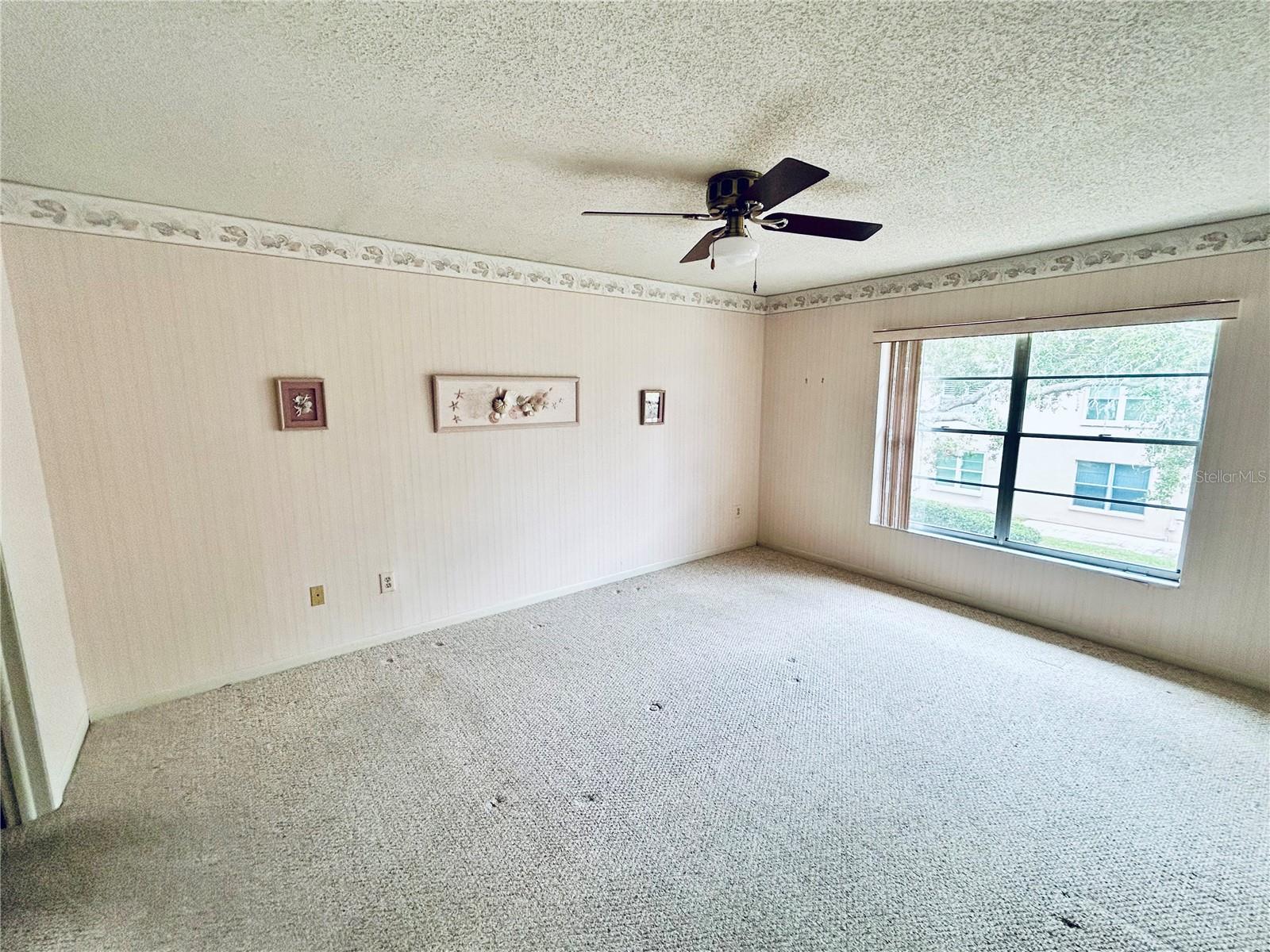 Image 12 of 35 For 4826 Myrtle Oak Drive 23