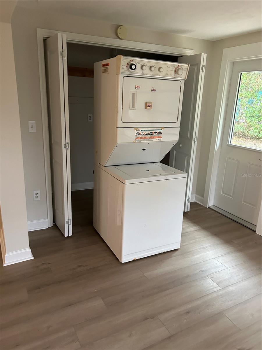 Image 12 of 18 For 4422 Sunstate Drive