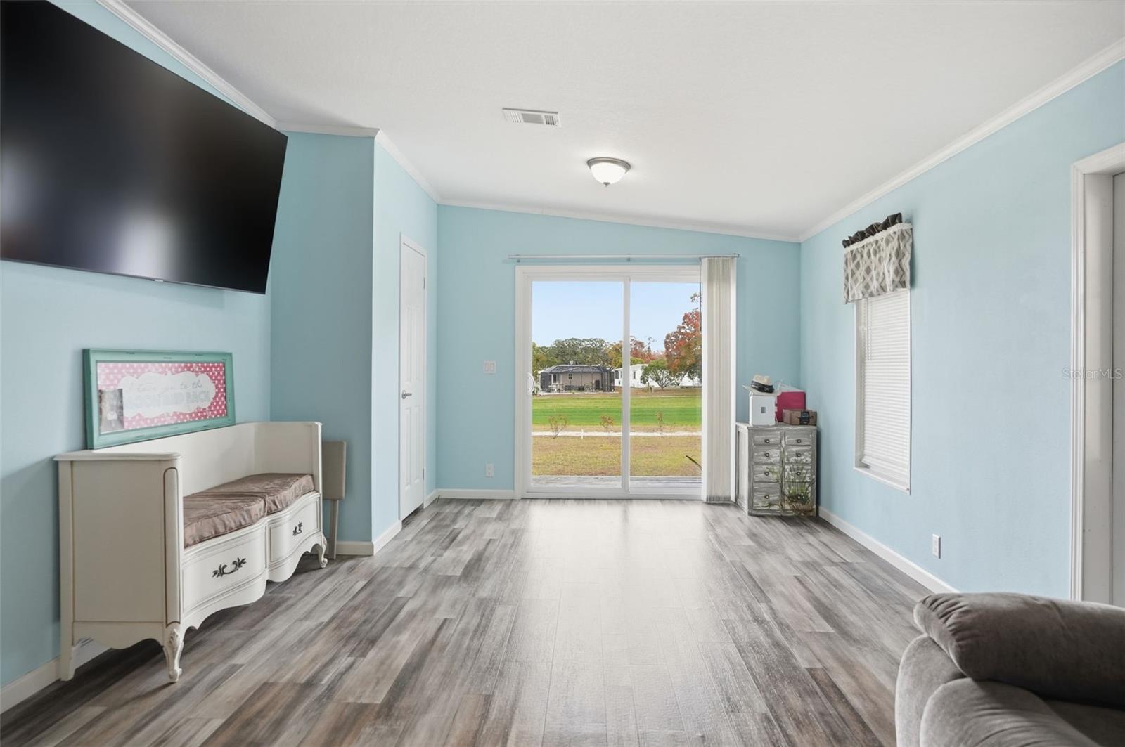 Image 13 of 42 For 9100 Highpoint Boulevard