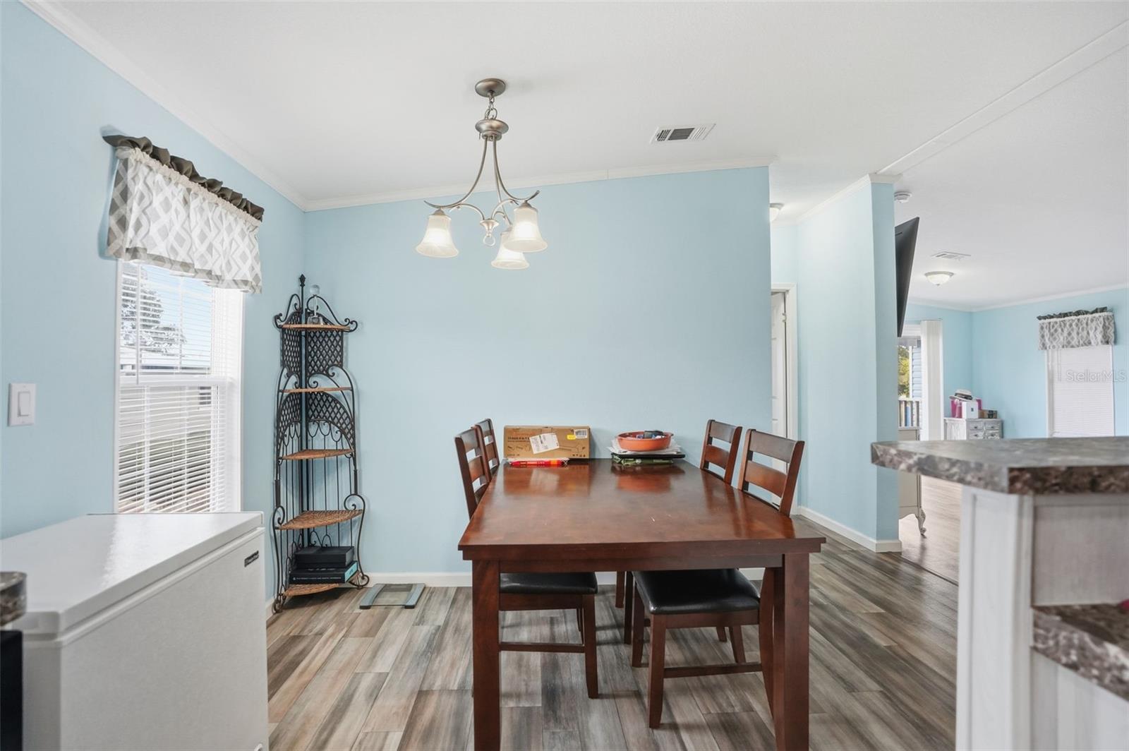 Image 6 of 42 For 9100 Highpoint Boulevard