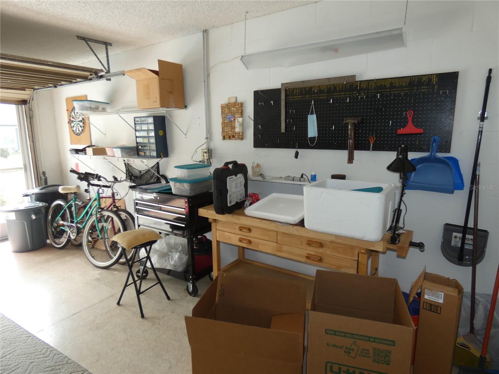 Image 31 of 33 For 11151 Sandtrap Drive 11151