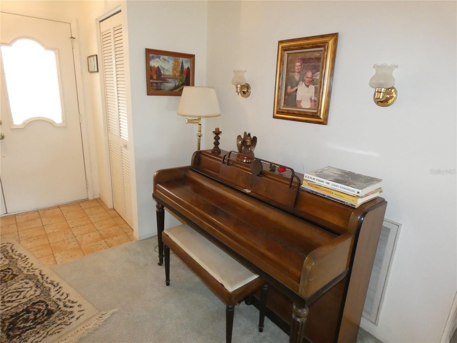 Image 9 of 33 For 11151 Sandtrap Drive 11151