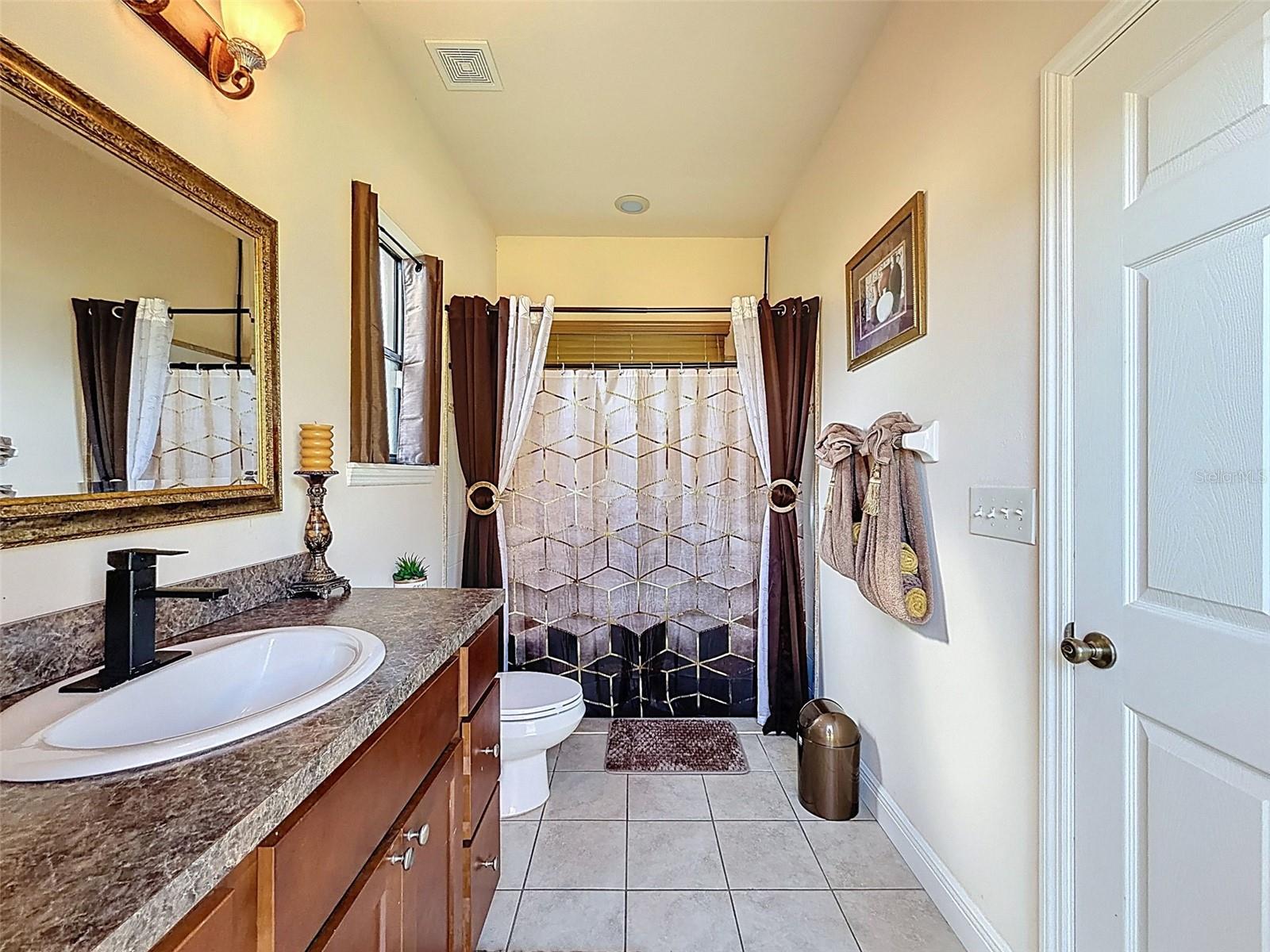 Image 17 of 19 For 18105 Clearview Drive