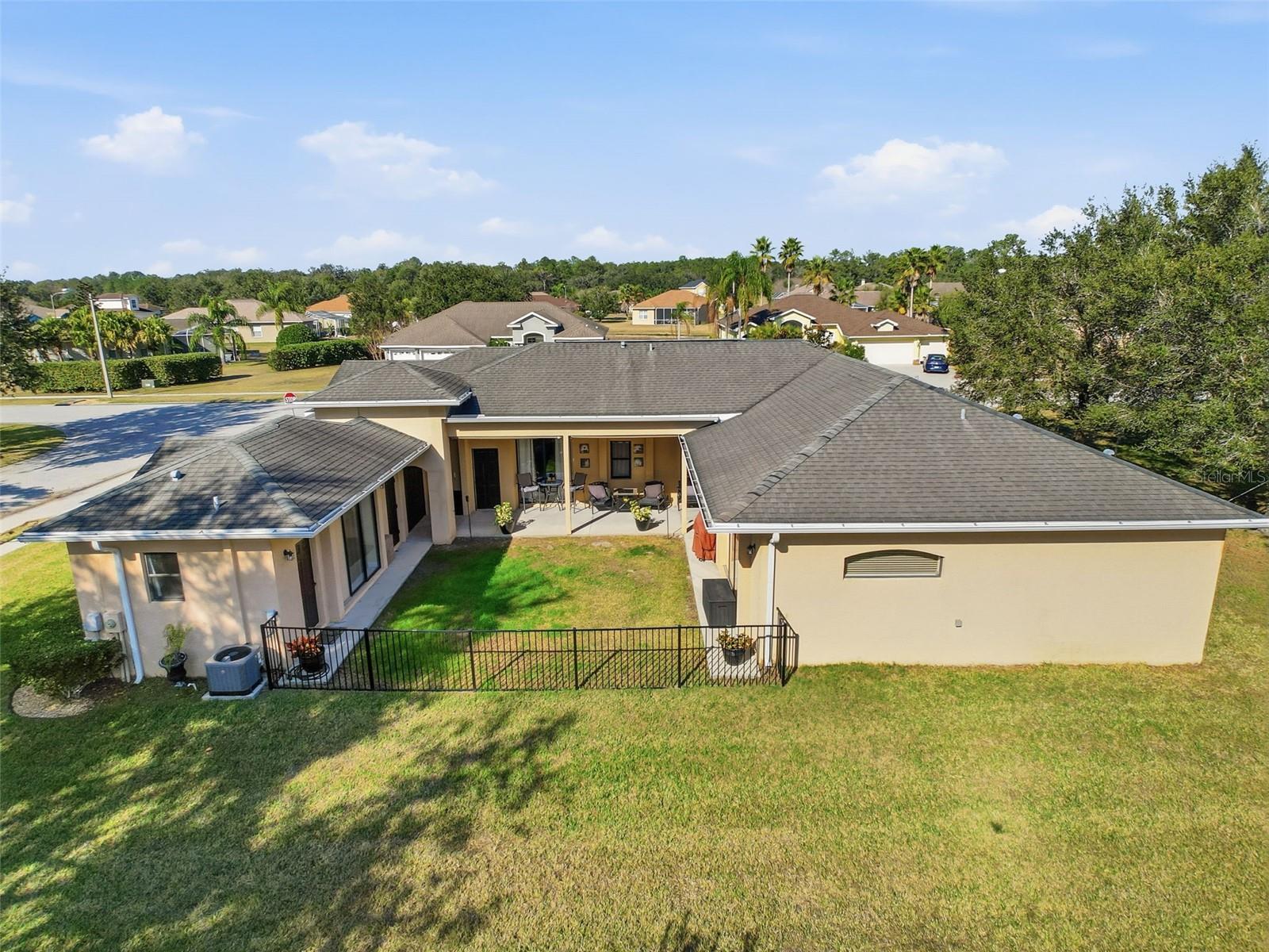 Image 5 of 19 For 18105 Clearview Drive