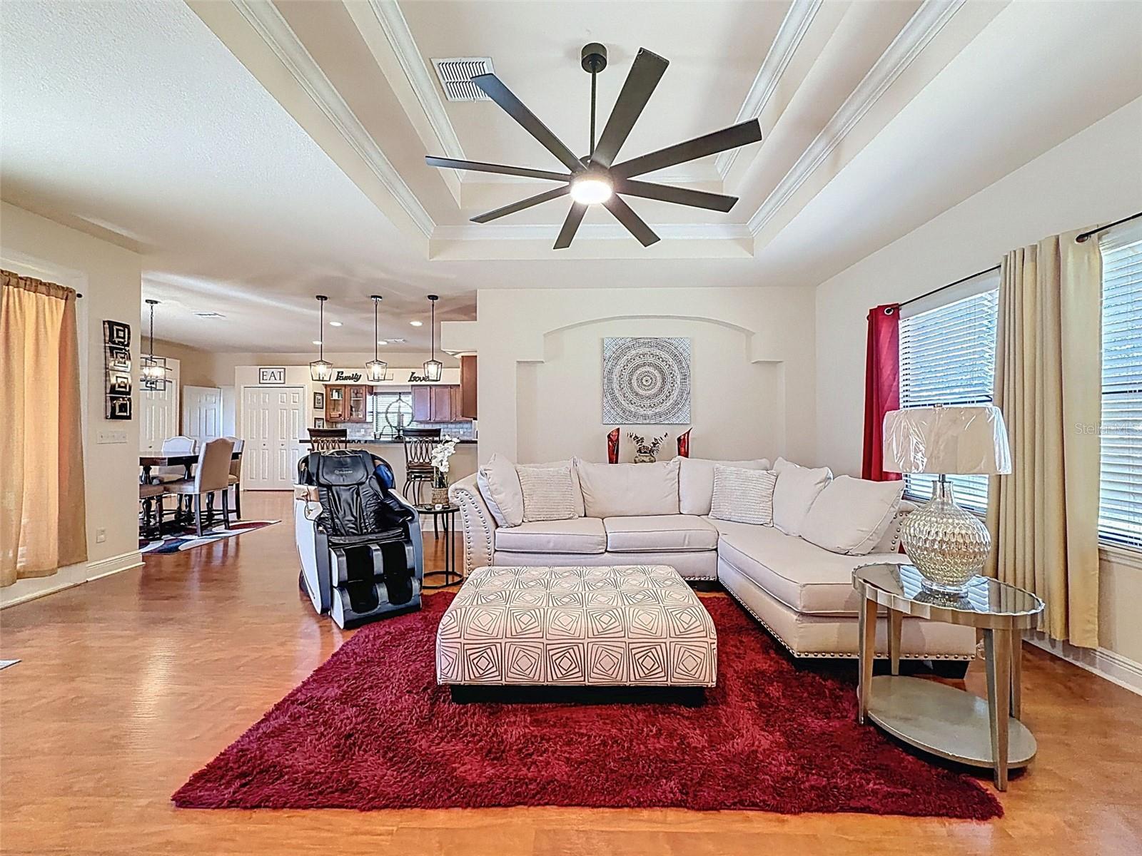 Image 7 of 19 For 18105 Clearview Drive