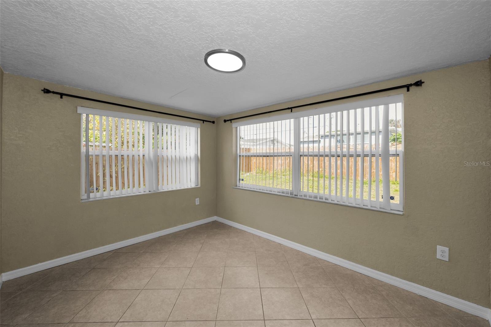 Image 16 of 39 For 4445 Spring Lake Court