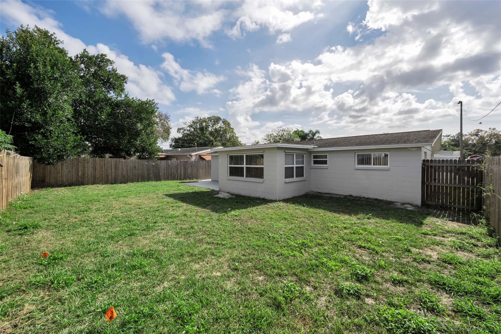 Image 32 of 39 For 4445 Spring Lake Court