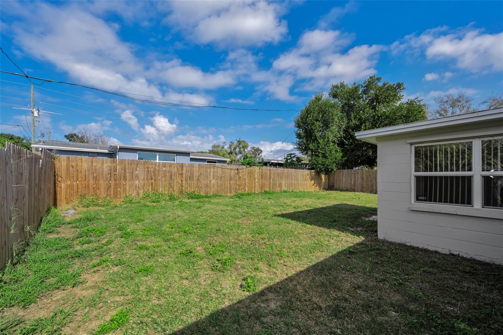 Image 33 of 39 For 4445 Spring Lake Court