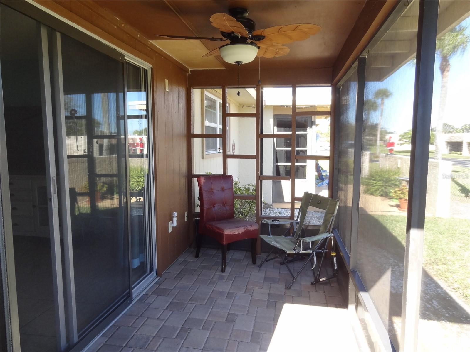 Image 20 of 25 For 11135 Carriage Hill Drive 3