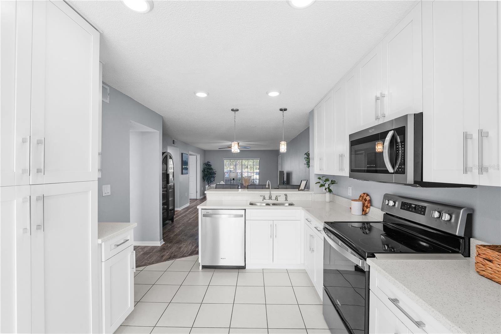 Image 14 of 35 For 4515 Whitton Way 117