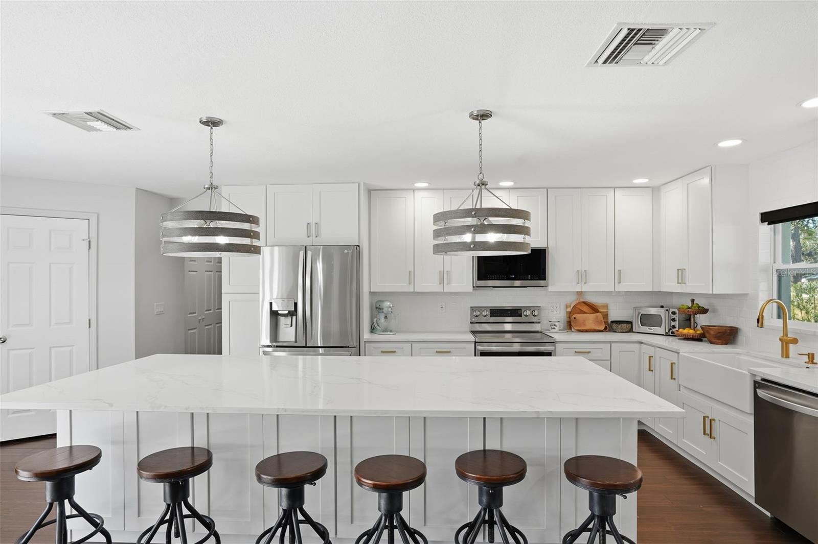 Image 17 of 63 For 12314 Morgan Road