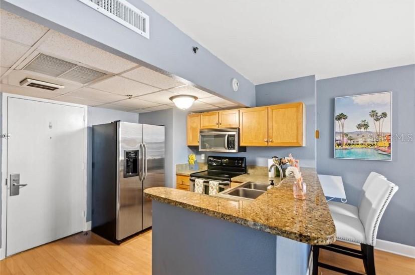 Image 5 of 22 For 151 Washington Street 611