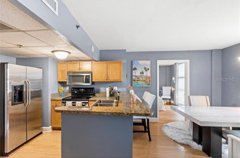 Image 7 of 22 For 151 Washington Street 611