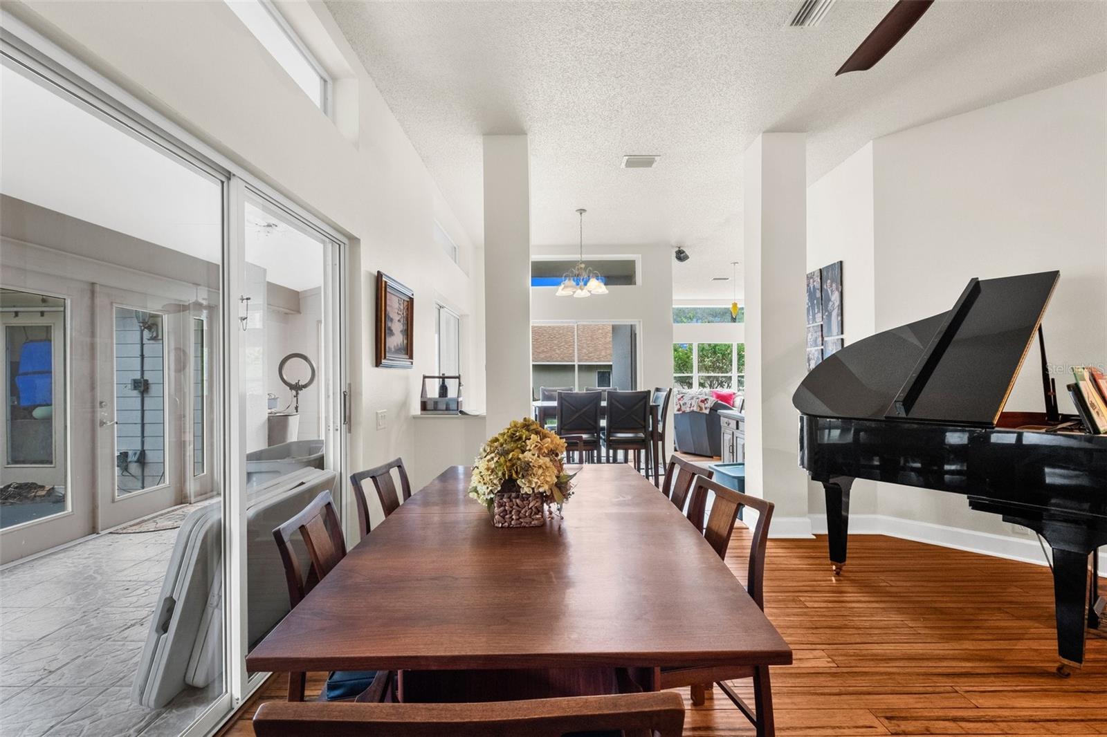 Image 10 of 55 For 812 Buena Vista Avenue