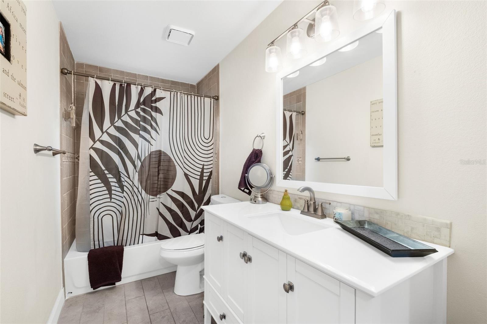 Image 31 of 55 For 812 Buena Vista Avenue