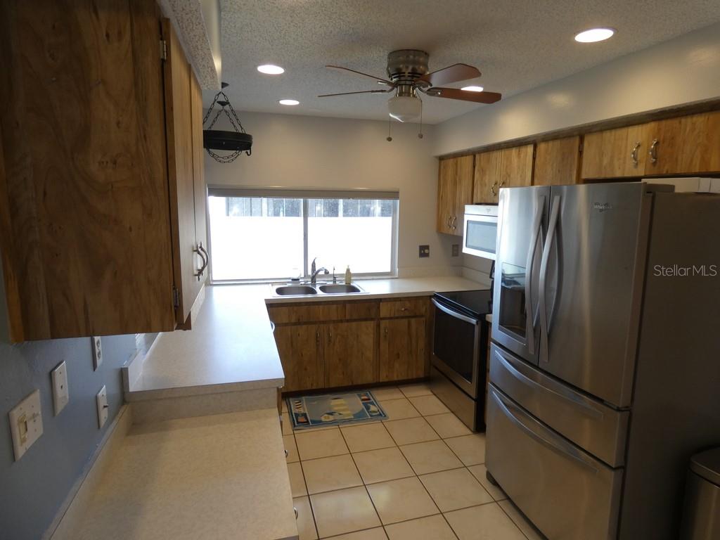 Image 12 of 34 For 8811 Shoemaker Lane