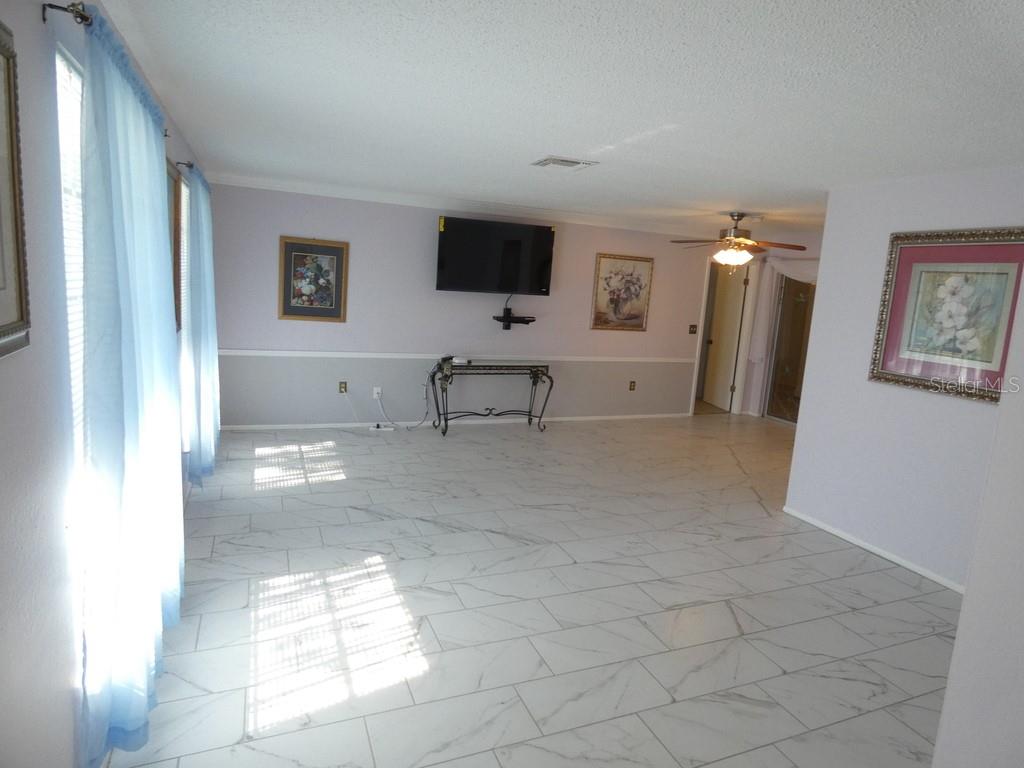 Image 16 of 34 For 8811 Shoemaker Lane