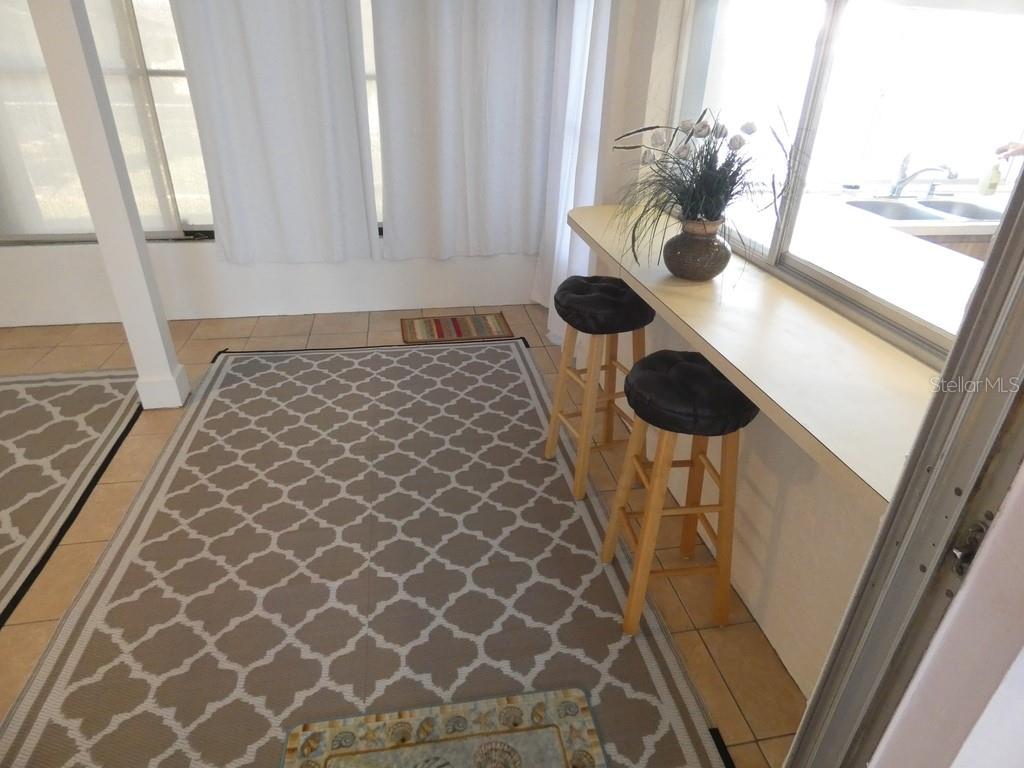 Image 23 of 34 For 8811 Shoemaker Lane