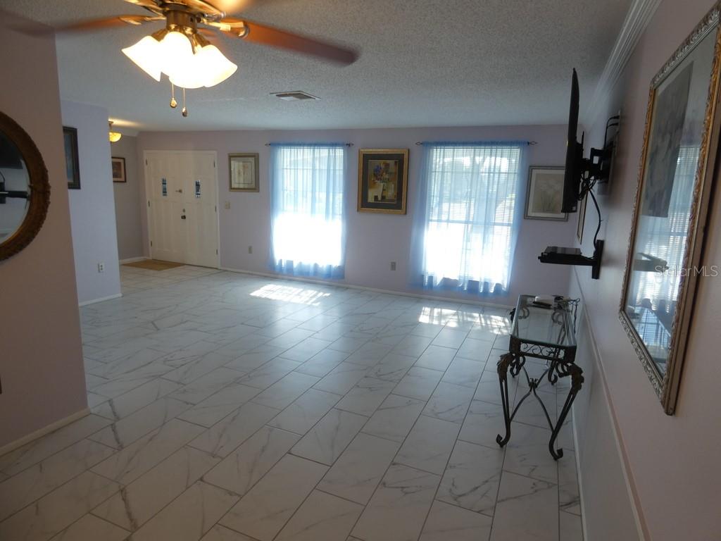 Image 4 of 34 For 8811 Shoemaker Lane