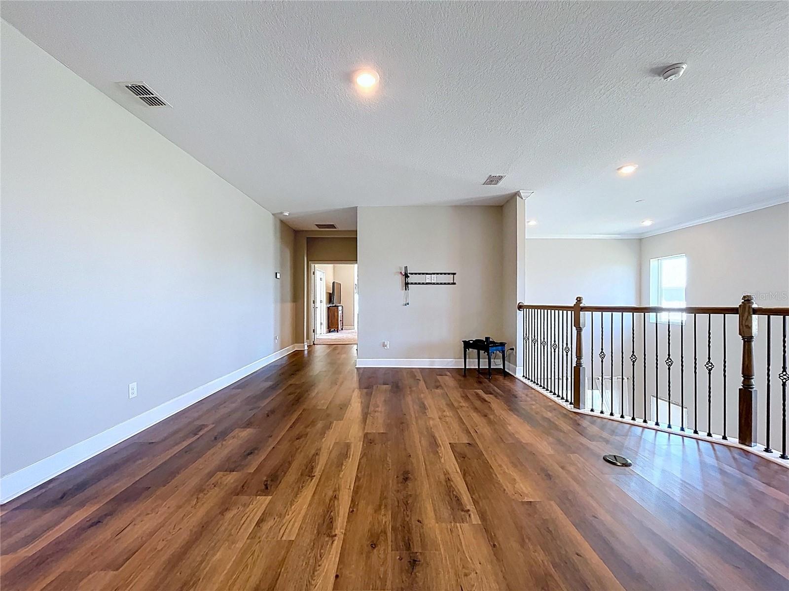 Image 37 of 96 For 747 Cajeput Loop