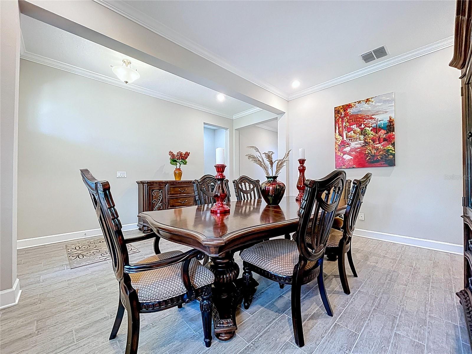 Image 7 of 96 For 747 Cajeput Loop