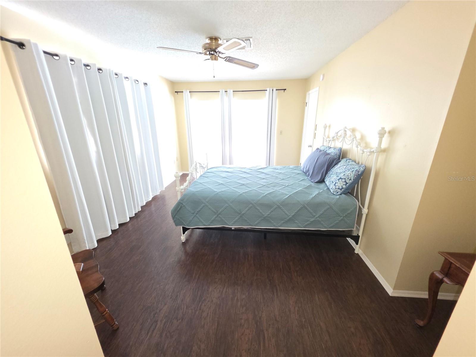 Image 11 of 34 For 12912 Willoughby Lane