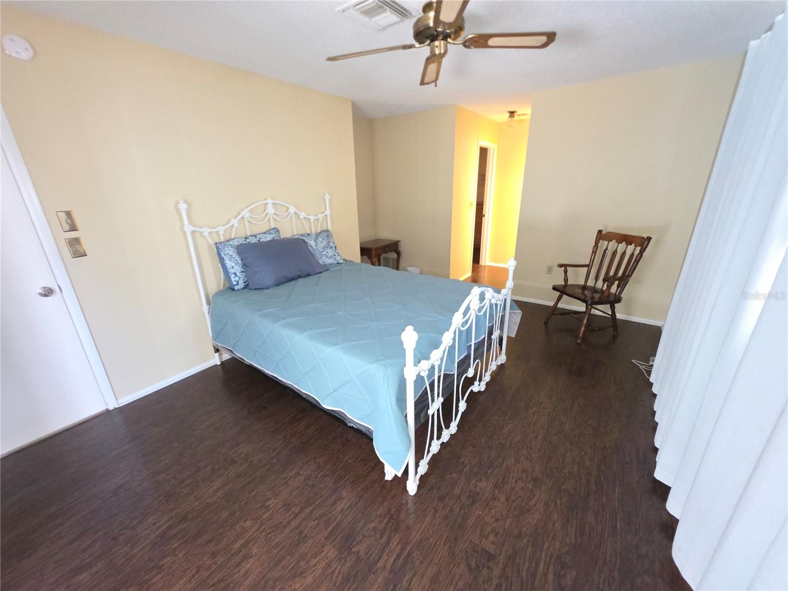 Image 12 of 34 For 12912 Willoughby Lane