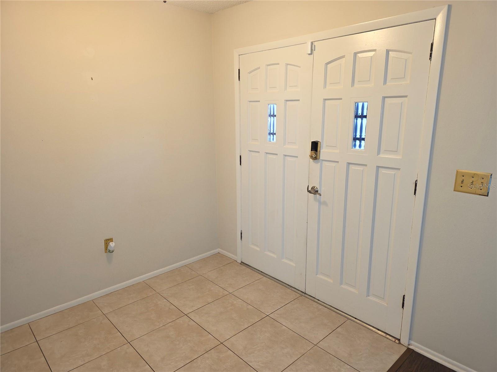 Image 2 of 34 For 12912 Willoughby Lane